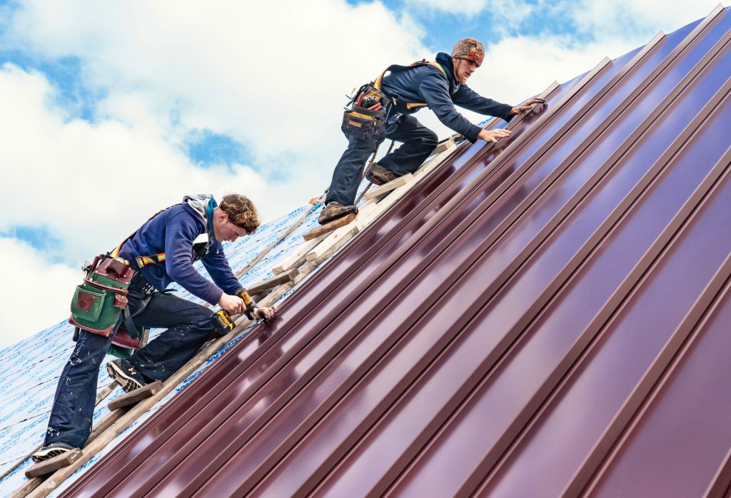 GETTING TO KNOW MORE ABOUT ASPHALT SHINGLES